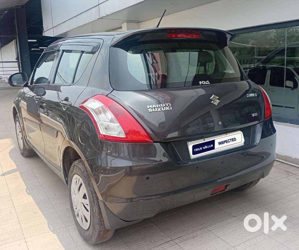 Maruti Suzuki Swift Vxi Optional, 2016, Petrol