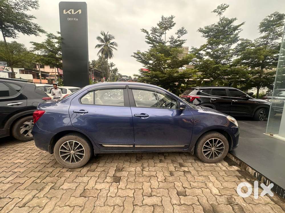 Maruti Suzuki Swift Dzire Vxi Optional, 2018, Petrol