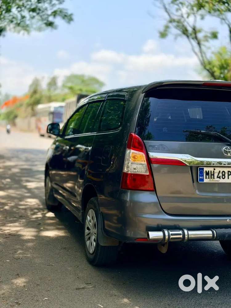 Toyota Innova 2012 Diesel 95000 Km Driven Next To New