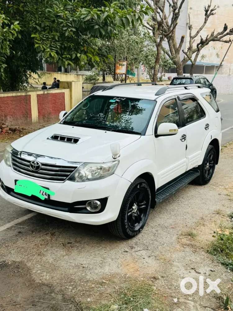 Toyota Fortuner Diesel 2015