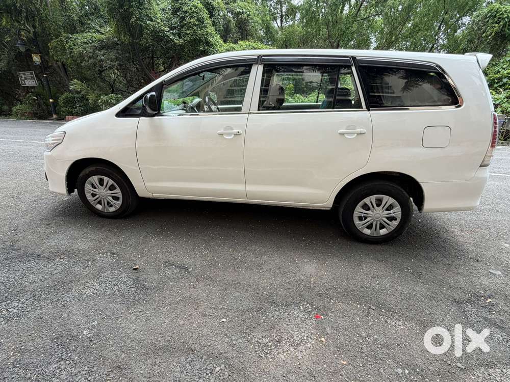 Toyota Innova 2.5 G4 Diesel 8-seater, 2005, Diesel