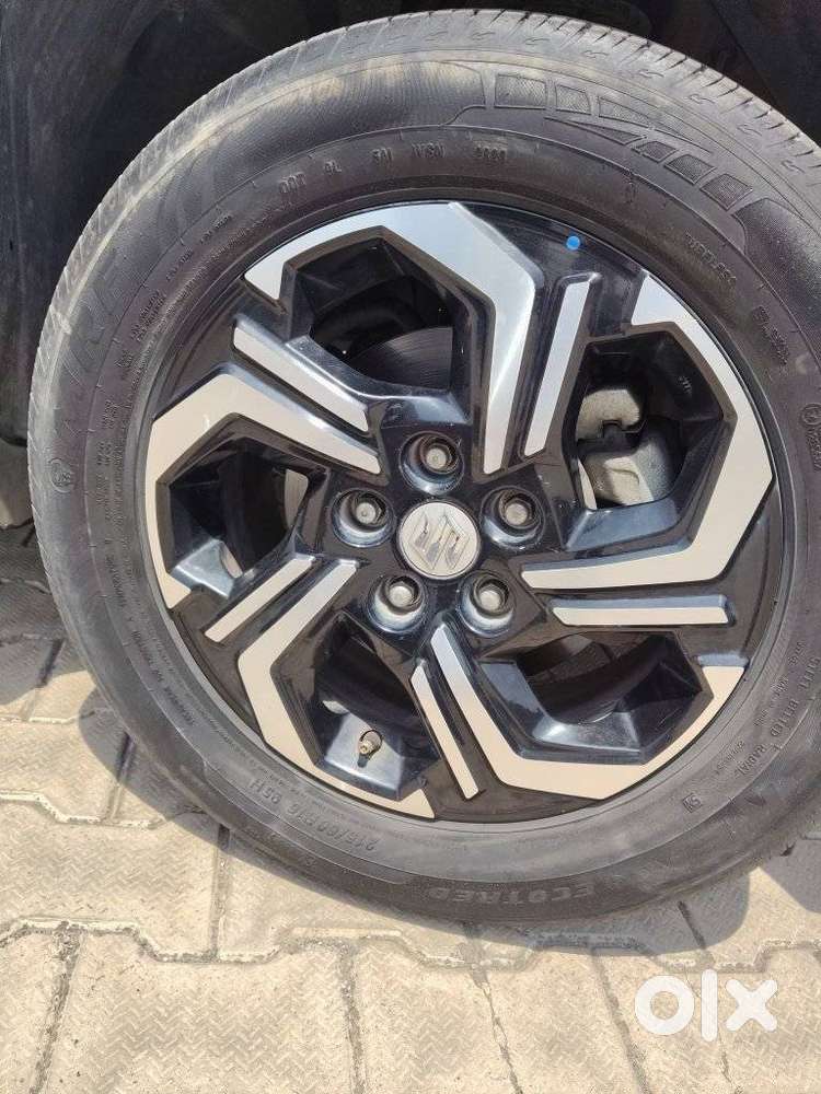 Maruti Suzuki Brezza 1.5 Vxi Smart Hybrid, 2023, Petrol