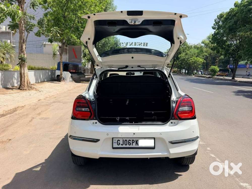 Maruti Suzuki Swift Vvt Zxi, 2022, Petrol