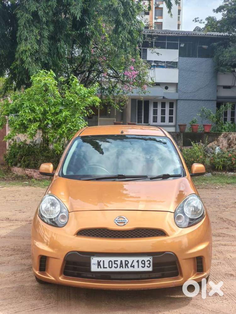 Nissan Micra Active Xv, 2017, Petrol