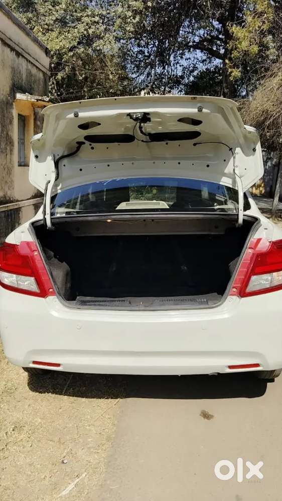 Maruti Suzuki Dzire 2019 Petrol 63600 Km Driven