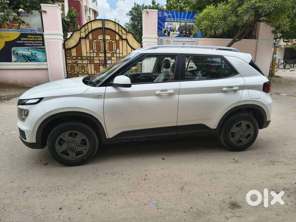 Hyundai Venue S Mt 1.2 Kappa, 2024, Petrol