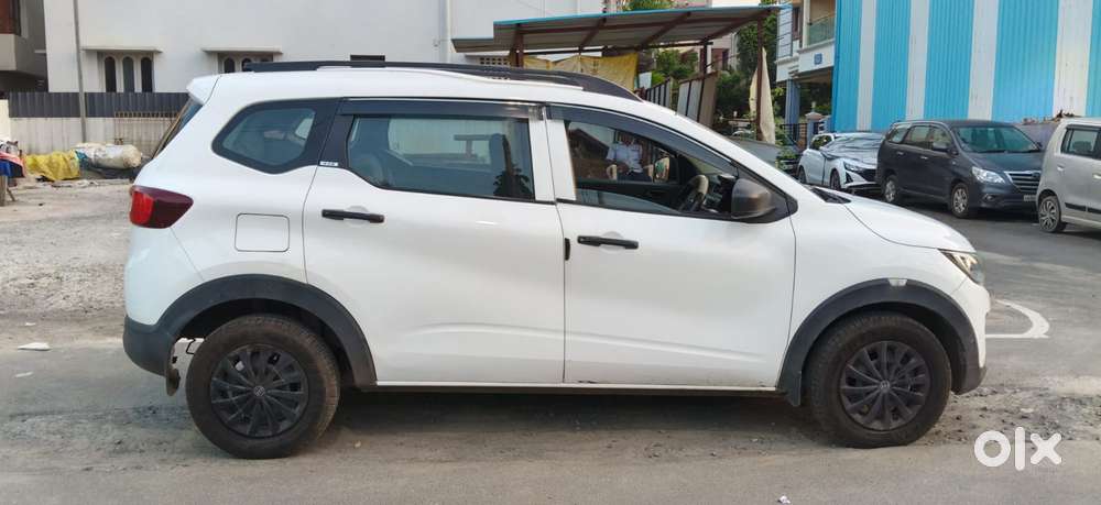 Renault Triber 1.0 Rxz Dual Tone, 2020, Petrol