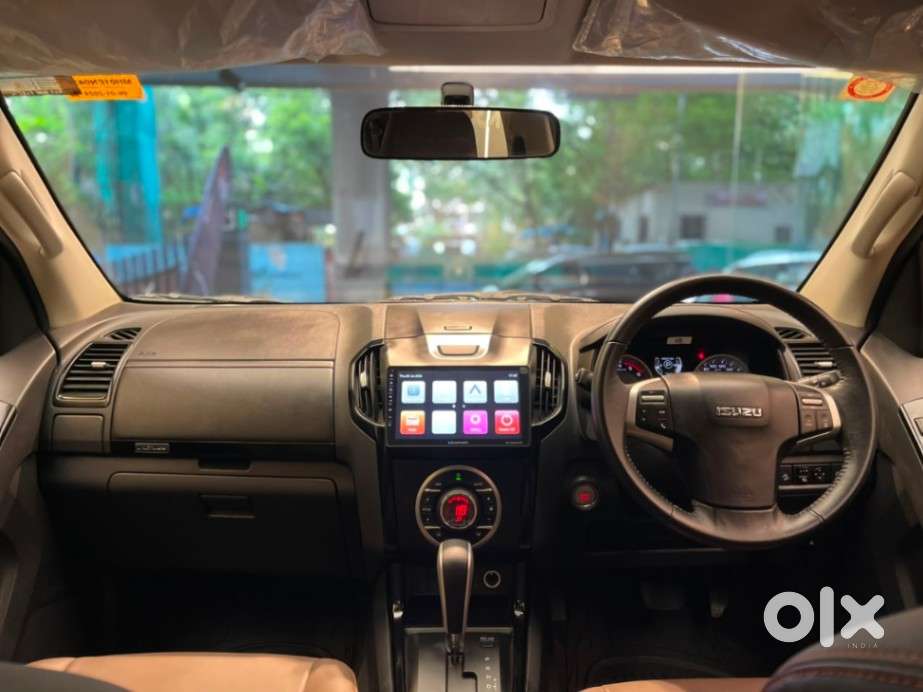 Isuzu D-max V-cross Z Prestige 4x4 At, 2024, Diesel