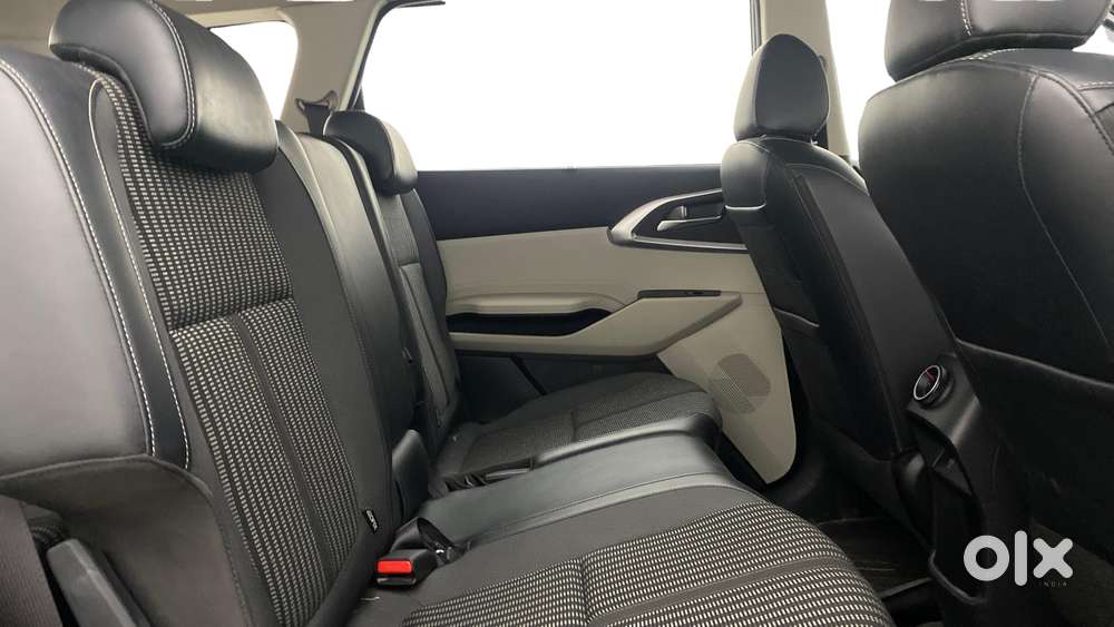 Kia Carens 1.5 Prestige Plus 7 Str Imt, 2023, Petrol