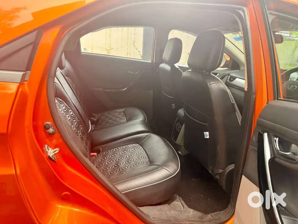 Tata Nexon Revotron 2019 Xza+ Etna Orange