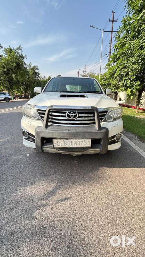 Toyota Fortuner 3.0 D-4d 2015 Model