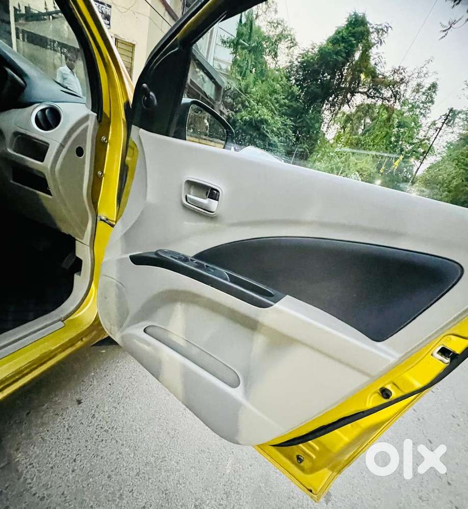 Maruti Suzuki Celerio 1.0 Vxi Amt, 2014