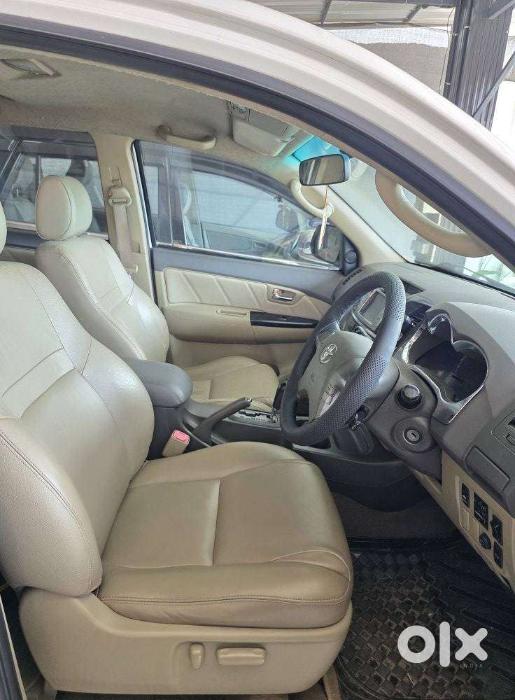 Toyota Fortuner 3.0 4x2 Automatic, 2013, Diesel