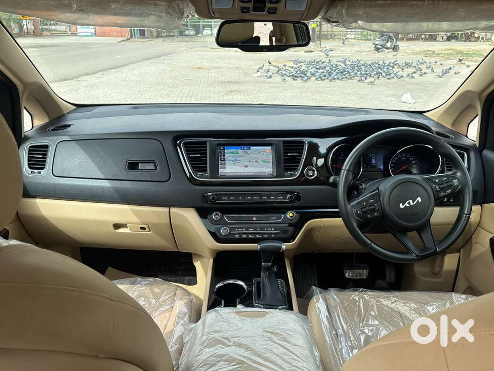 Kia Carnival Limousine Plus 7 Str, 2022, Diesel