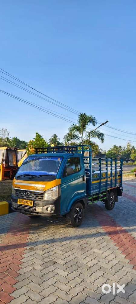 Tata Intra 2013 Model Well Condition