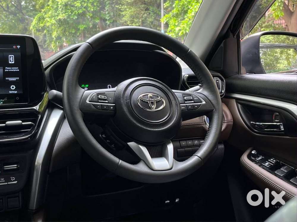 Toyota Urban Cruiser Hyryder 1.5 V Hybrid, 2025, Petrol