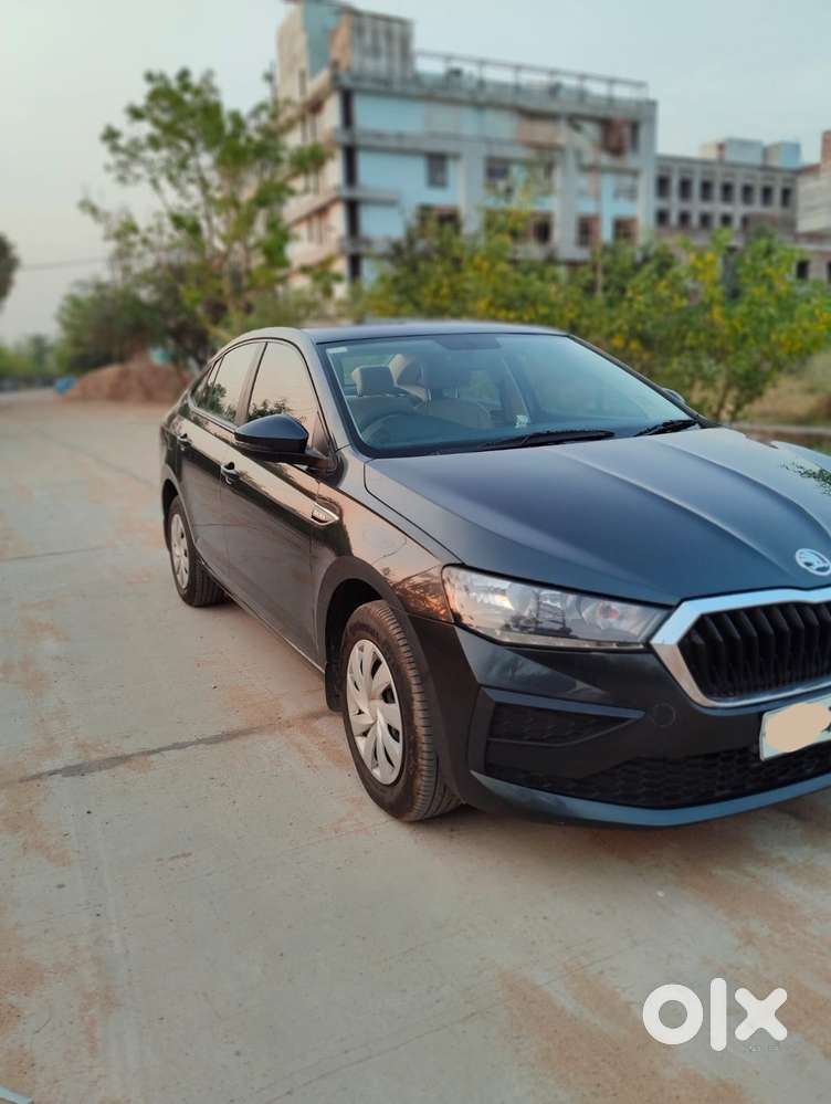 Skoda Slavia 1.0 Active Tsi, 2022, Petrol