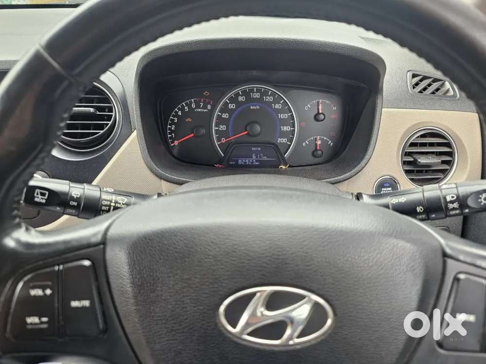 Grand I10 Asta Top End  2015  In Mint Condition (inside Out)