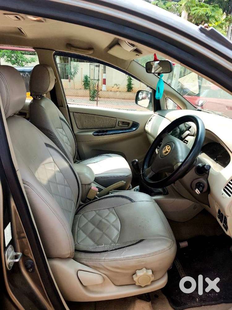 Toyota Innova 2.5 G (diesel) 7 Seater, 2010, Diesel