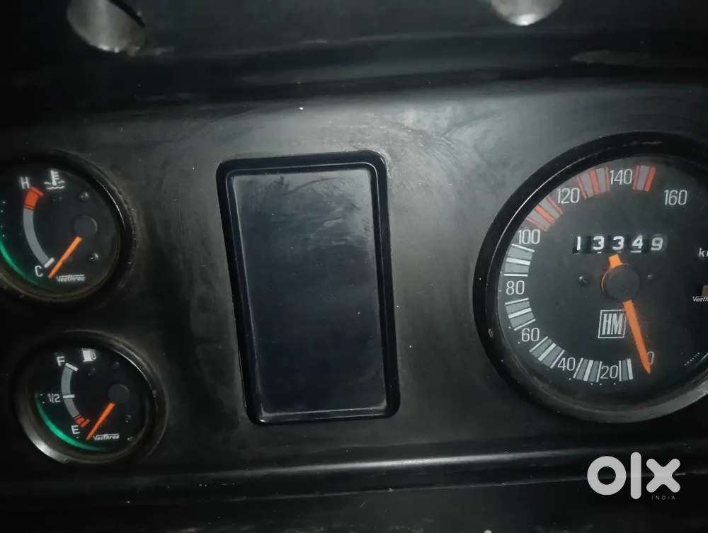 Ambassador Grand 2000 Ps 2005