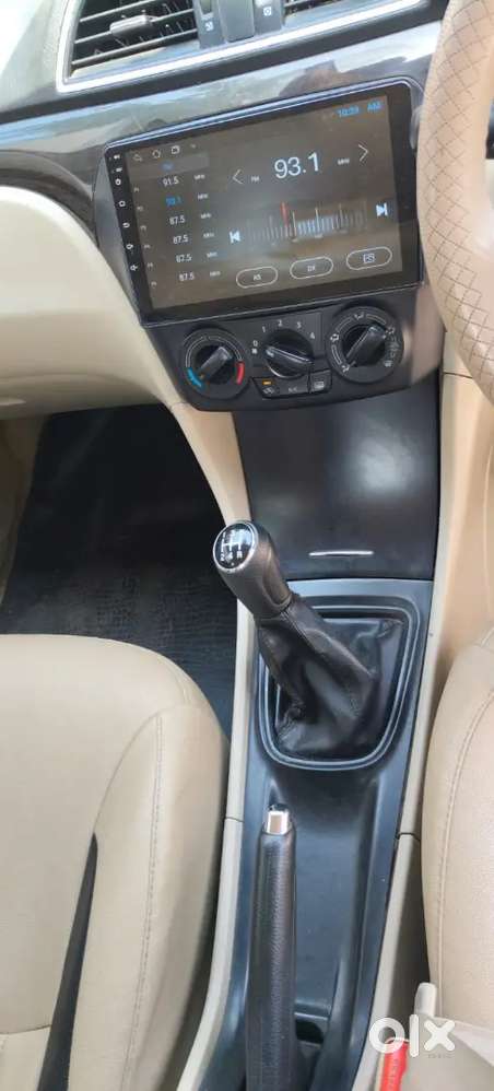 Maruti Suzuki Ciaz 2015 Diesel 122000 Km Driven