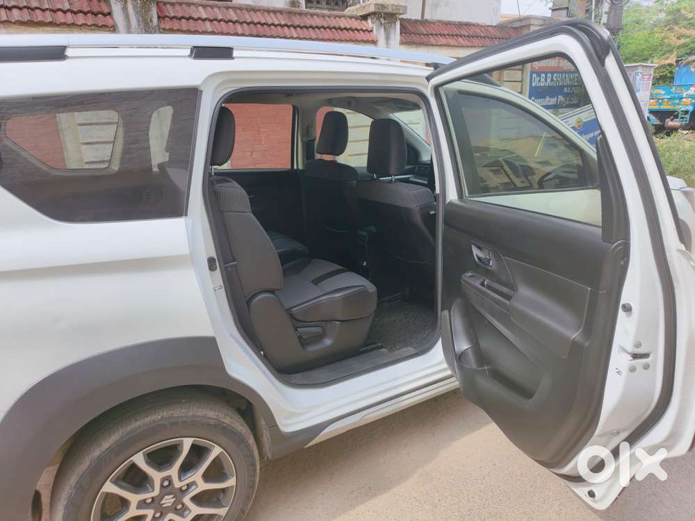 Maruti Suzuki Xl6 1.5 Alpha Plus Dual Tone Mt, 2023, Petrol