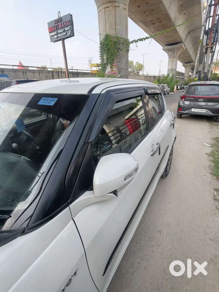 Maruti Suzuki Swift Vxi 2016