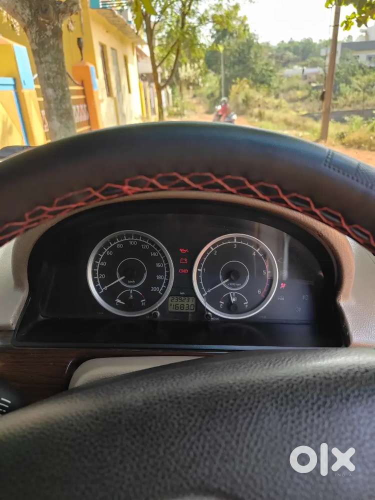 Tata Safari Storme 2013 Diesel Manual Car