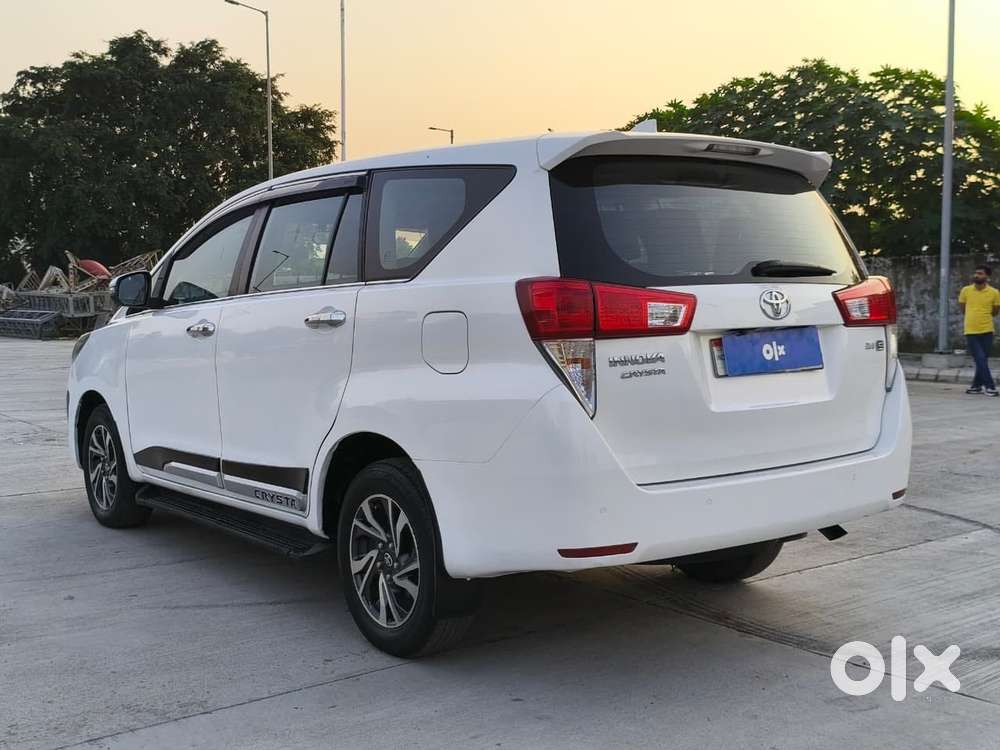 Toyota Innova Crysta 2.4 G Mt, 2022, Diesel