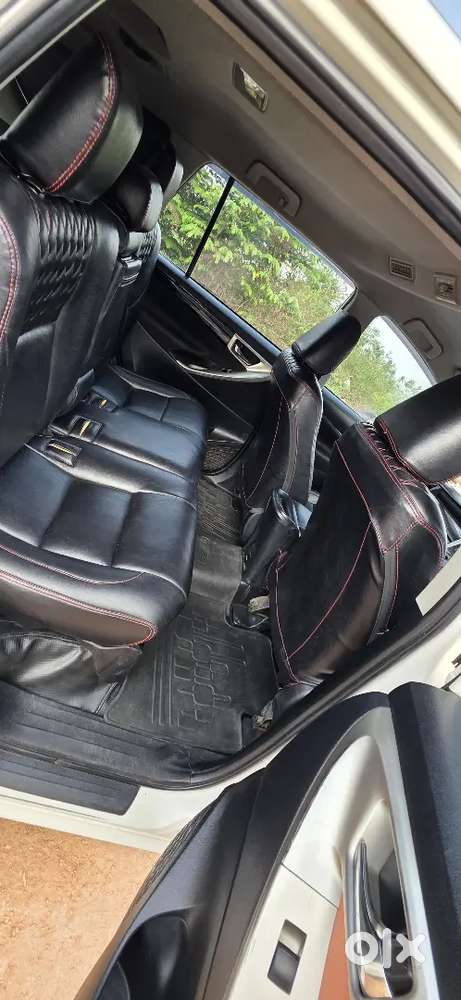 Showroom Track Vehicle