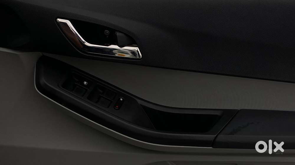Tata Tiago 1.2 Revotron Xz Plus, 2020, Petrol
