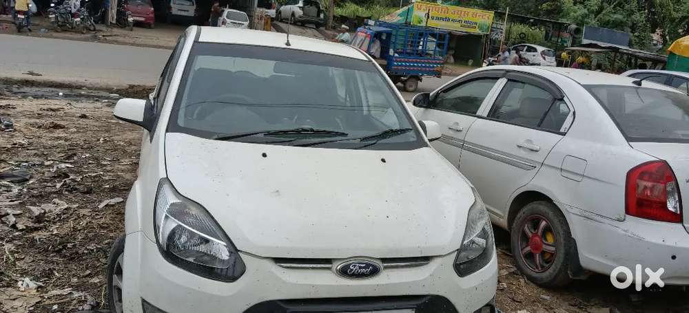 Ford Figo Diesel 2012 Top Modal Lcd Lgi Hai 4ro Alloy Wheels Hai