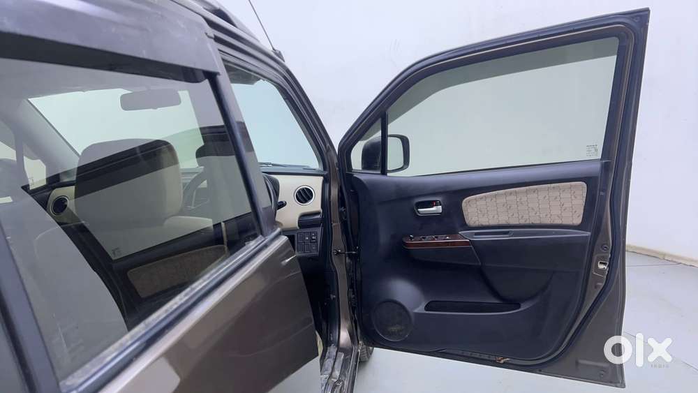 Maruti Suzuki Wagon R 1.0 Vxi Amt, 2018, Petrol