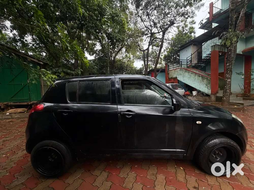 Swift 2006 Maruti Petrol 160000 Km