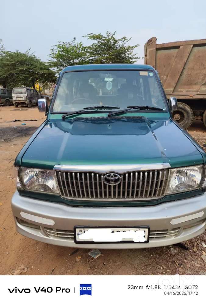 Toyota Qualis 2003 Diesel Well Maintained