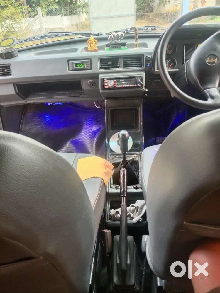 Ambassador Ambassador 2004 Diesel Well Maintained