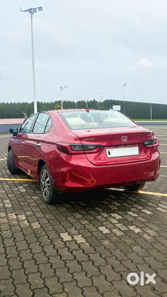 Honda City Zx 2020 32000 Km Driven