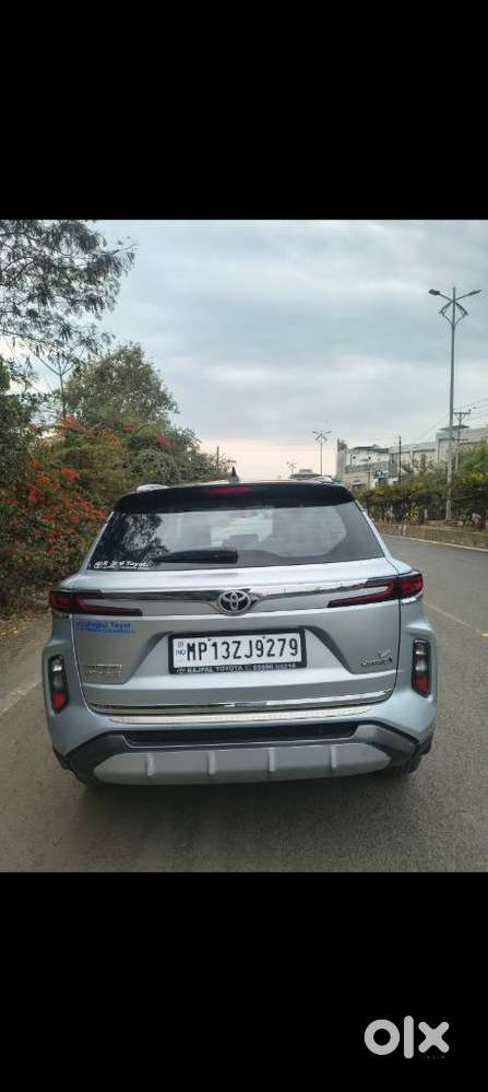 Toyota Urban Cruiser Hyryder 1.5 V Hybrid, 2024, Petrol