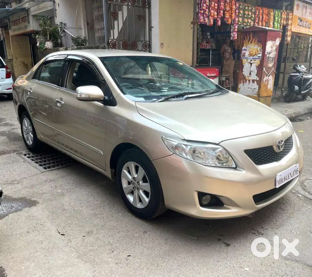 Toyota Corolla Altis 2011
