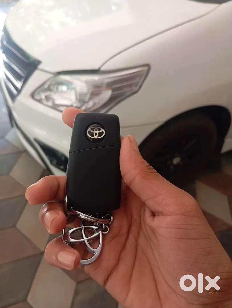 Toyota Innova 2006 Petrol 96000 Km Driven