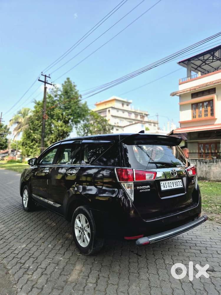Toyota Innova Crysta 2.4 G Mt, 2018, Diesel