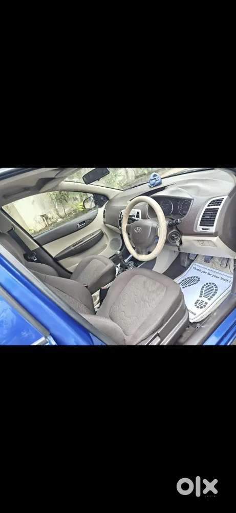 Hyundai I20 2010 Cng & Petrol 57000 Km Driven
