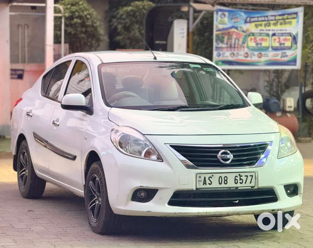 Nissan Sunny Special Edition, 2012, Petrol