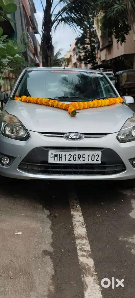 Ford Figo 1.2 Titanium Plus 2011