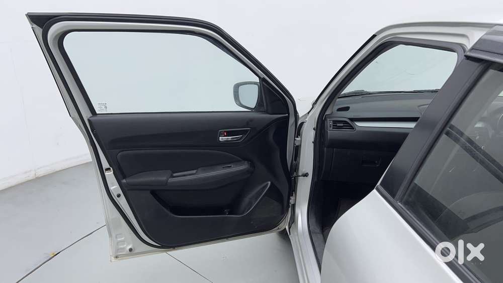 Maruti Suzuki Swift Vvt Vxi, 2020, Petrol