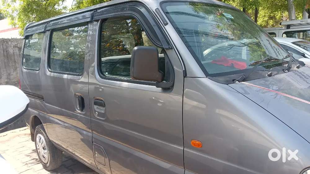 Maruti Suzuki Eeco Smiles 2025