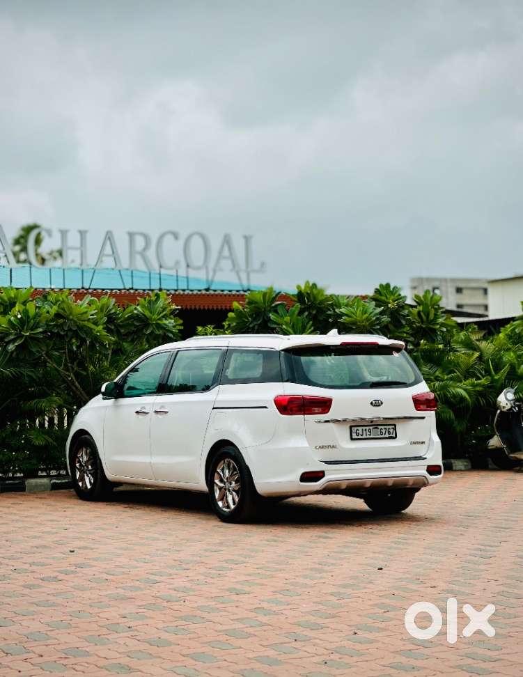 Kia Carnival Limousine, 2021, Diesel