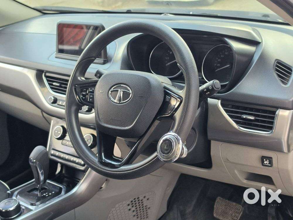Tata Nexon 1.2 Revotron Xza Plus, 2018, Cng & Hybrids
