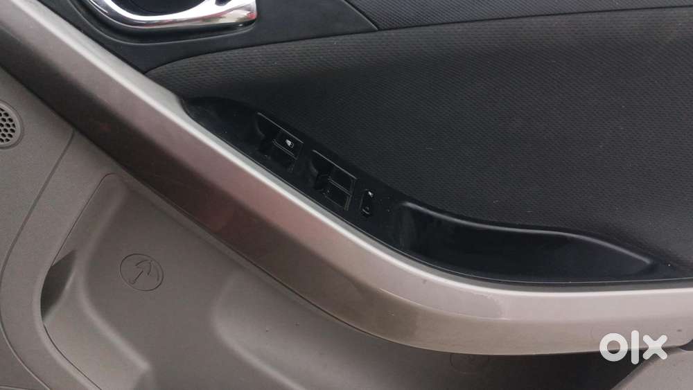 Tata Nexon 1.2 Revotron Xz Plus, 2018, Petrol