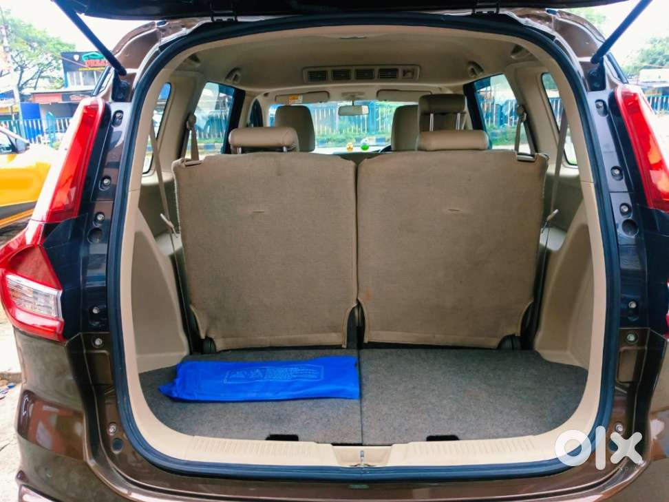 Maruti Suzuki Ertiga 1.5 Vxi, 2022, Petrol